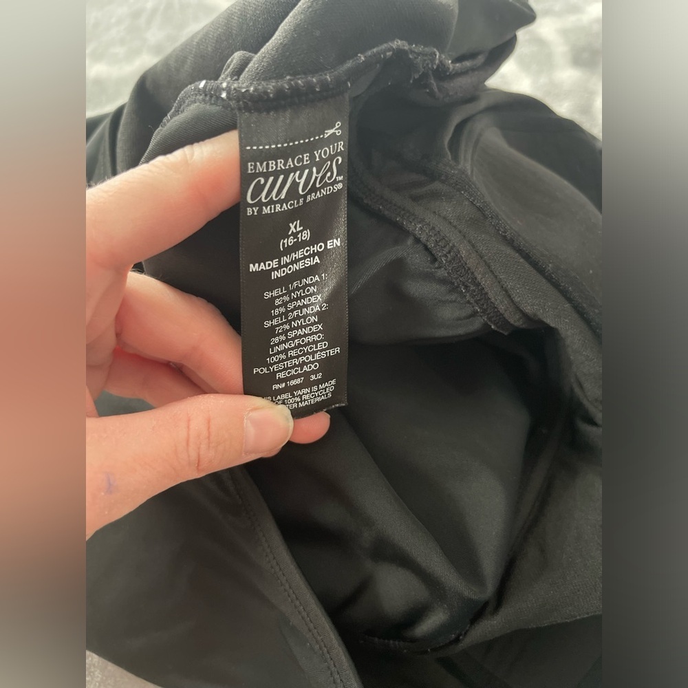 Black strapless Twist front one piece bathing suit. Size xl #2226 - Picture 10 of 11